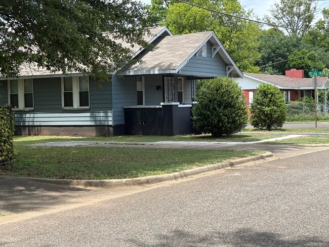 property at 1152 44th St N