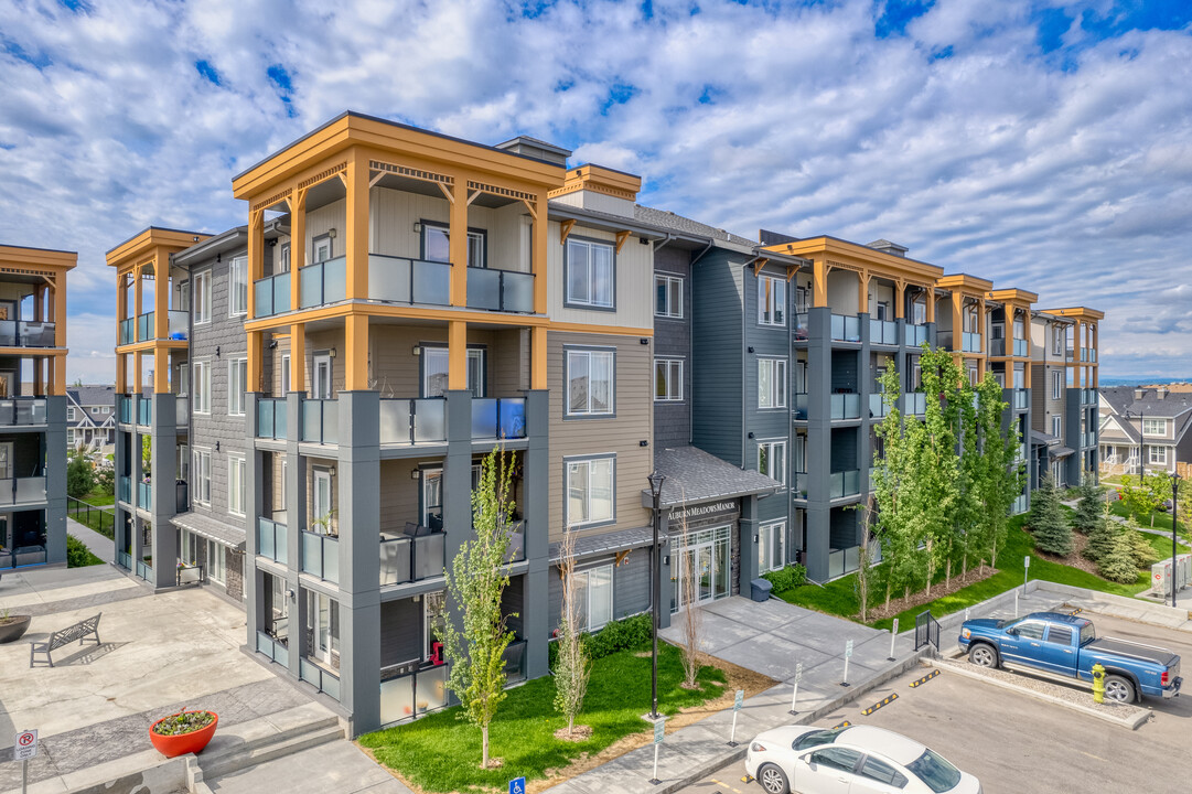 200 Auburn Meadows SE in Calgary, AB - Building Photo