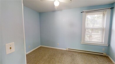 31 Spruce St-Unit -2 in Poughkeepsie, NY - Building Photo - Building Photo