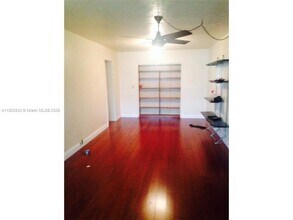 2407 Rodman St in Hollywood, FL - Building Photo - Building Photo