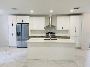 359 Bella Sol Way in West Palm Beach, FL - Building Photo - Building Photo