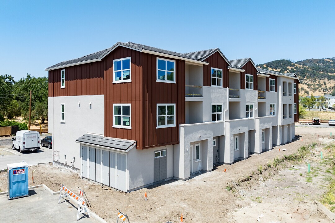 Silverado Terrace in Calistoga, CA - Building Photo