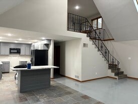 6163 N Holmes Rd in Salina, KS - Building Photo