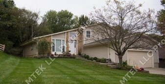 8 Pinehurst Ct in Fairfield, OH - Building Photo