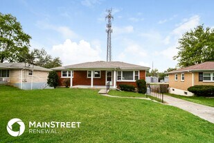 2320 Embassy Ln in Louisville, KY - Building Photo