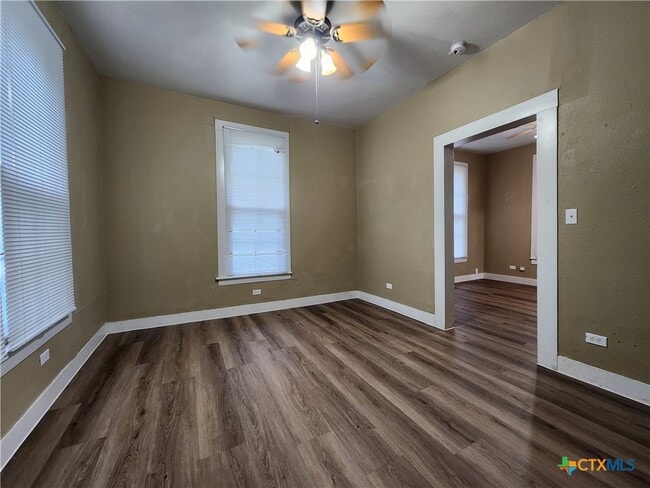 property at 305 S Academy Ave