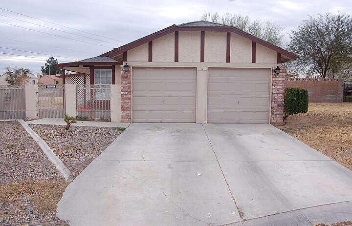 6705 W Megan Ave in Las Vegas, NV - Building Photo