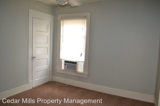 1705 Fairmount St in Wichita, KS - Building Photo - Building Photo