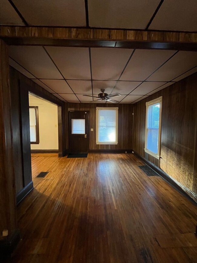 524 13th St in Rockford, IL - Building Photo - Building Photo