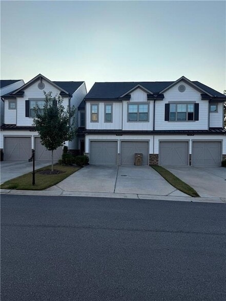 property at 5620 Flint Ln