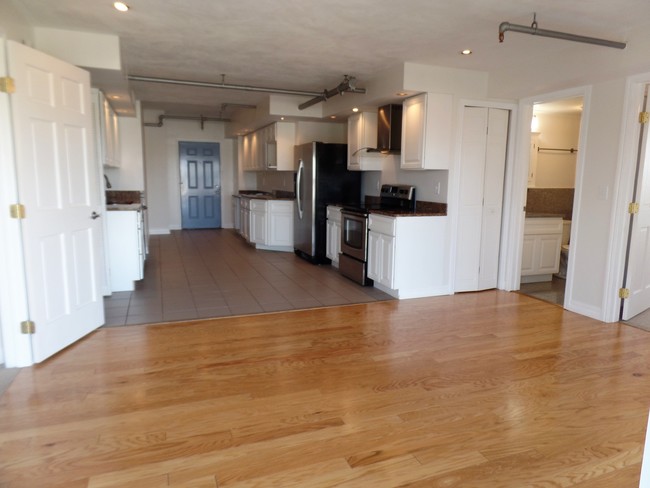Gallery 3450