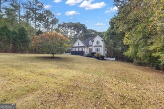 135 Handshaker Ct in Fayetteville, GA - Building Photo - Building Photo