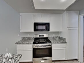 1328 Sun Point Dr in Las Vegas, NV - Building Photo - Building Photo