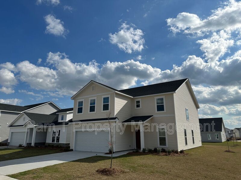 400 Airways Ave in Savannah, GA - Building Photo