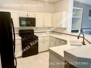 2271 Surrey Meadows Ave in Henderson, NV - Building Photo - Building Photo