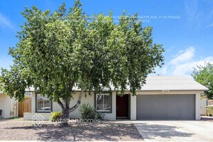 15830 N 59th Dr in Glendale, AZ - Building Photo