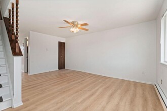 2288 S Colorado Ave in Loveland, CO - Building Photo - Building Photo