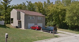 645 Easton Pky, Unit 645 in Rockford, IL - Building Photo