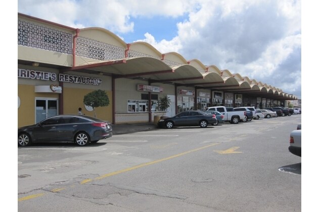 98-020 Kamehameha Hwy in Aiea, HI - Foto de edificio - Building Photo