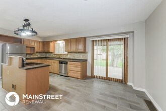 6400 Longview Rd in Shawnee, KS - Foto de edificio - Building Photo