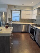 6142 W 63rd St in Chicago, IL - Building Photo - Building Photo