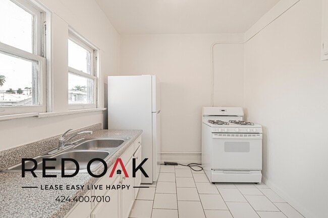 1026 W 22nd St in Los Angeles, CA - Building Photo - Building Photo