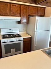 1213 Cranbrook Dr in Schaumburg, IL - Building Photo - Building Photo