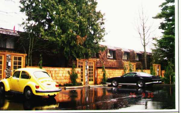 Cedar Stone Apartments in Edmonds, WA - Building Photo