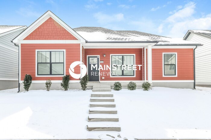 1950 Harmony Cir in Charlestown, IN - Building Photo