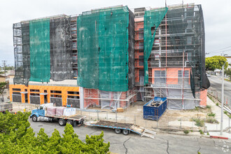 Oxnard Navigation Center in Oxnard, CA - Building Photo - Primary Photo