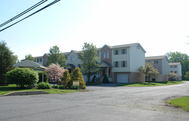 Penns Landing Apartments in Selinsgrove, PA - Foto de edificio - Building Photo