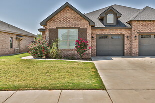 2005 102nd St in Lubbock, TX - Building Photo