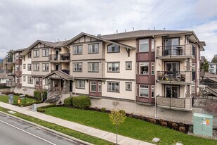 Spadina Place in Chilliwack, BC - Building Photo