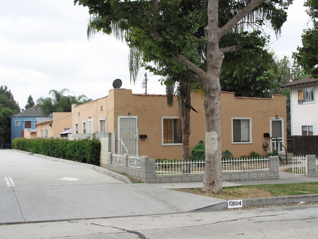 12802-1280 La Cuarta St in Whittier, CA - Building Photo - Building Photo