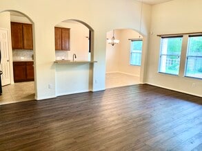 8922 Parlin Ridge Dr in Houston, TX - Building Photo - Building Photo