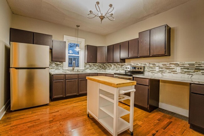 property at 523 Market St