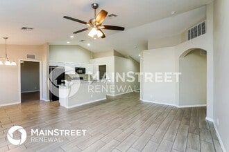 916 NW 15th Ave in Cape Coral, FL - Building Photo - Building Photo