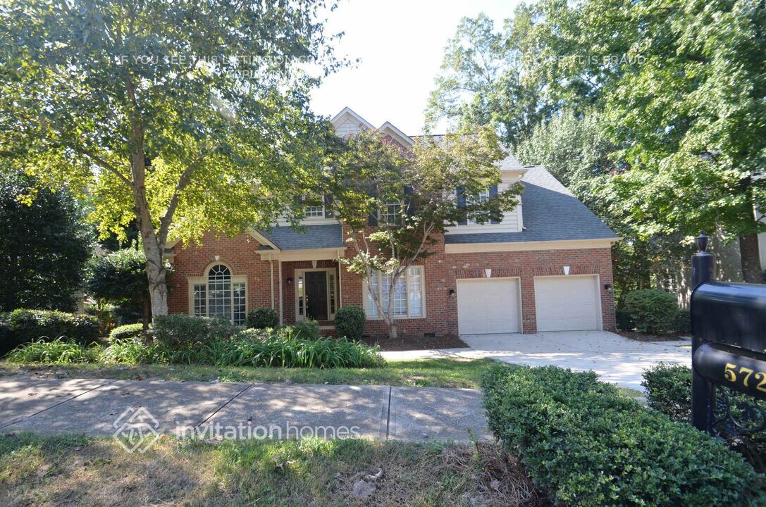 5722 Kinglet Ln in Charlotte, NC - Building Photo