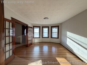 30 Medford St in Medford, MA - Foto de edificio - Building Photo