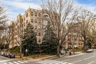 Parker House in Washington, DC - Building Photo