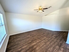 2001 Presidio St in Navarre, FL - Building Photo - Building Photo