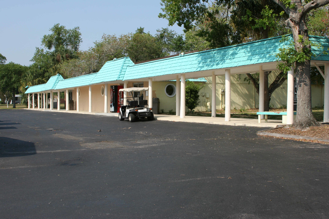 River Bay in Tampa, FL - Building Photo