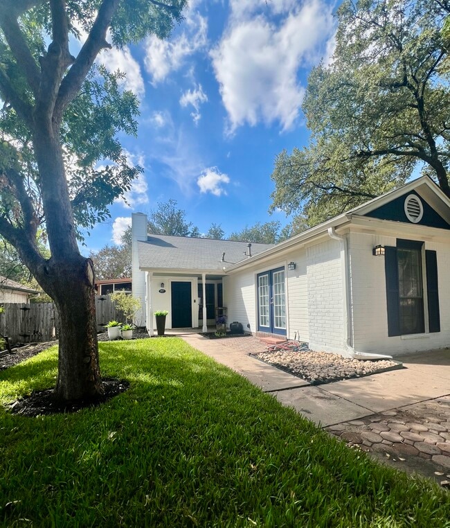 807 Kavanagh Dr in Austin, TX - Building Photo - Building Photo