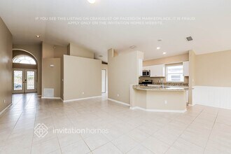 1654 Wakefield Dr in Brandon, FL - Foto de edificio - Building Photo