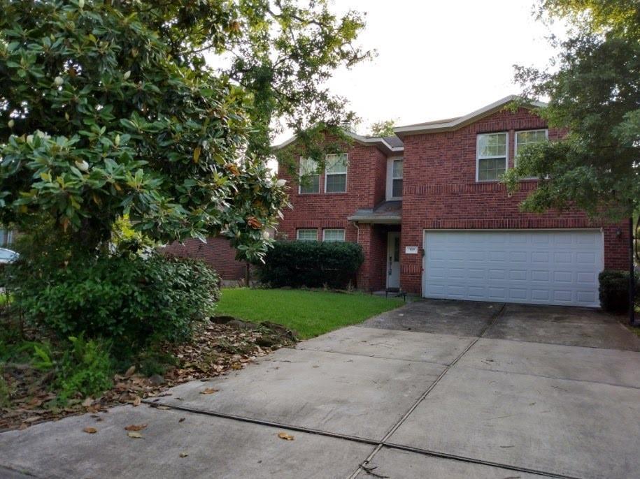 110 Genesee Ridge Dr in Conroe, TX - Building Photo
