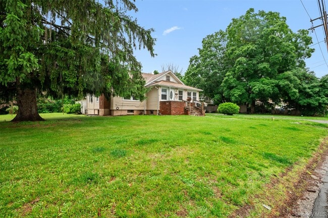 5 Lincoln St in Sloatsburg, NY - Building Photo - Building Photo