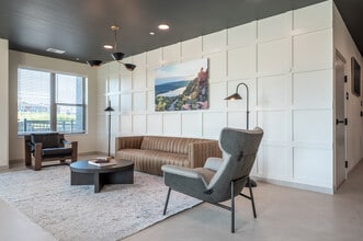 The Canyons in Madison, WI - Building Photo - Lobby