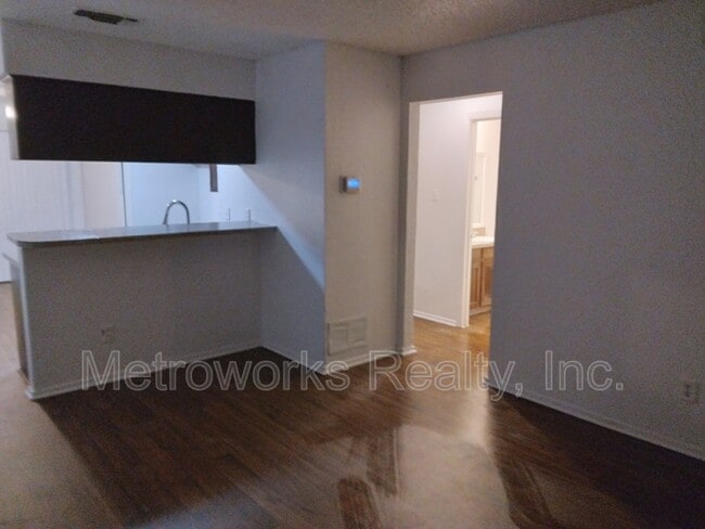 218 Pine Meadow Dr in Kennedale, TX - Building Photo - Building Photo