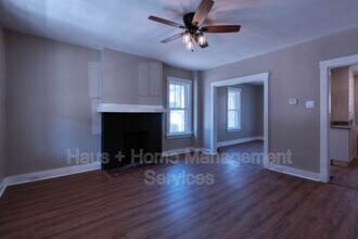 68 Dewey St in Etna, PA - Foto de edificio - Building Photo