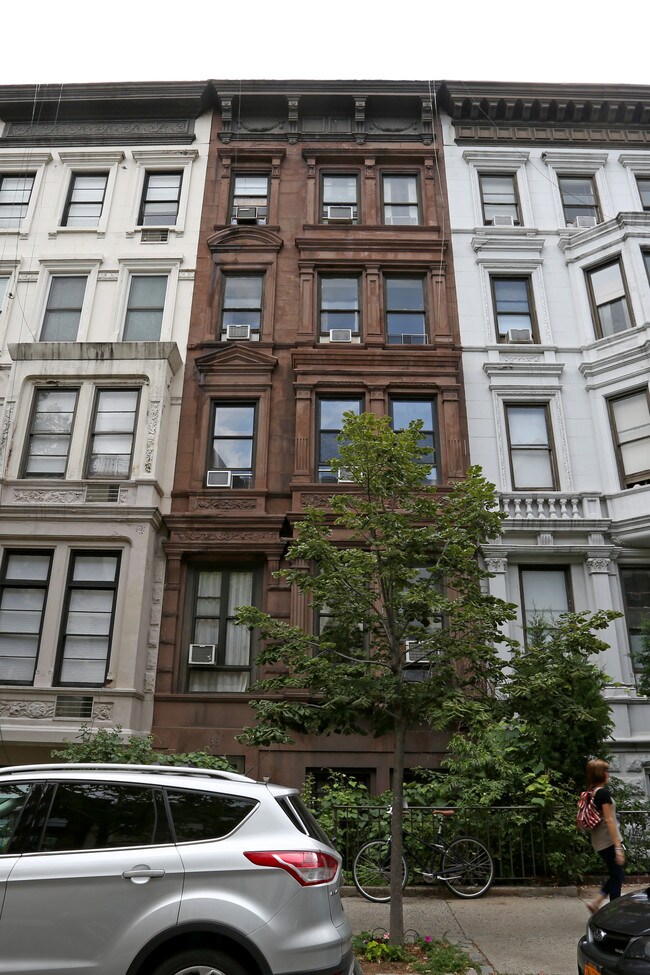 39 W 75th St in New York, NY - Building Photo - Building Photo